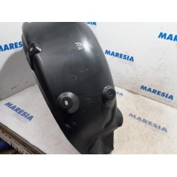 Renault - Megane - Wheel arch liner