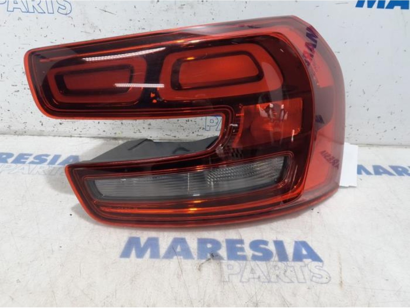 Citroen - C4 Picasso - Taillight, right