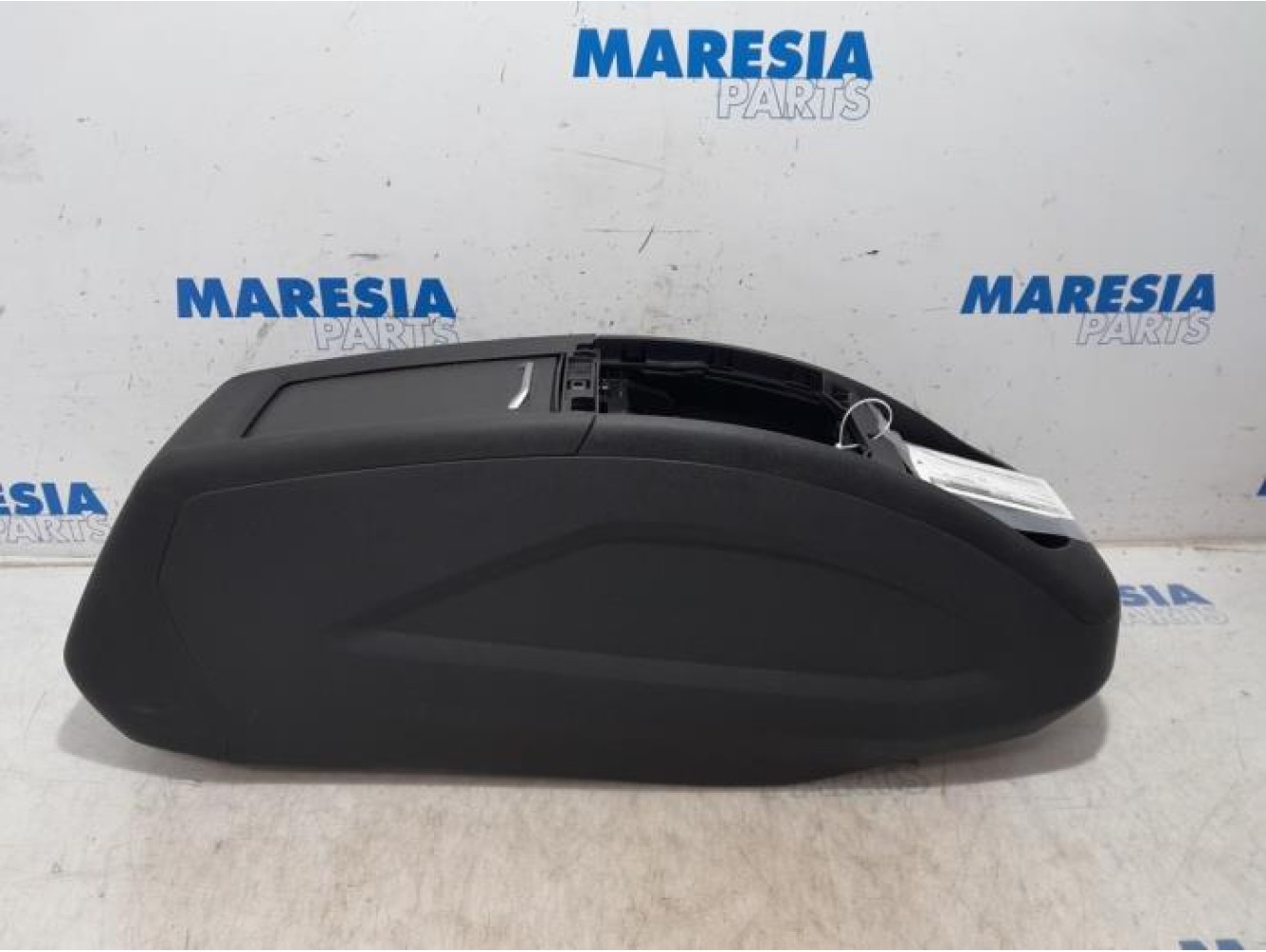 Citroen - C4 Picasso - Middle console