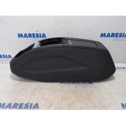 Citroen - C4 Picasso - Middle console