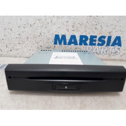 Citroen - C4 Picasso - CD changer