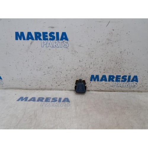 Citroen - C4 Picasso - Rain sensor