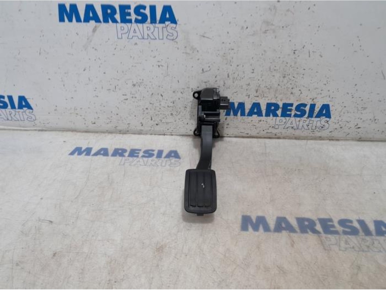 Citroen - C4 Picasso - Throttle pedal position sensor