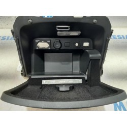 Citroen - C4 Picasso - Glovebox