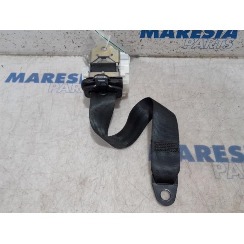 Alfa Romeo - Giulietta - Rear seatbelt, left