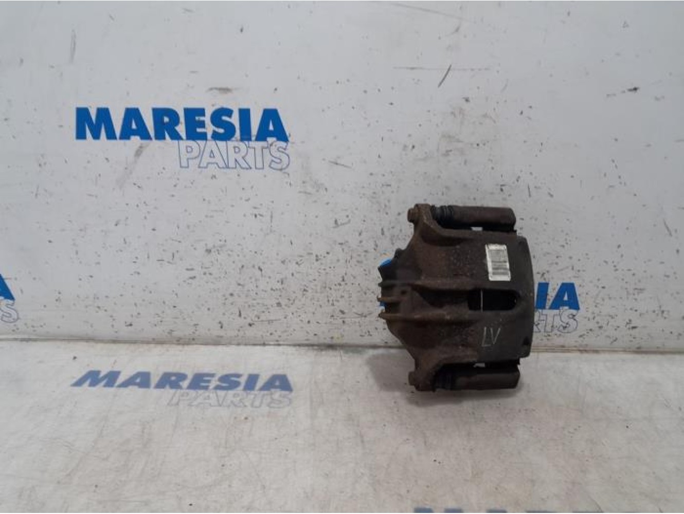 Citroen - DS3 - Front brake calliper, left