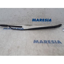 Citroen - DS3 - Front wiper arm
