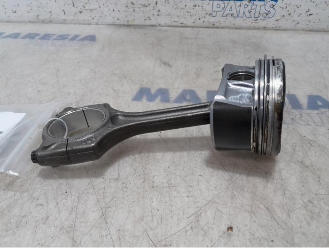 Citroen - C5 - Connecting rod