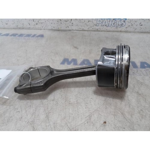 Citroen - C5 - Connecting rod