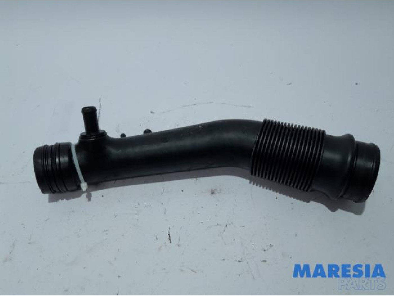 Alfa Romeo - Giulietta - Air intake hose