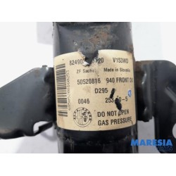 Alfa Romeo - Giulietta - Front shock absorber rod, right