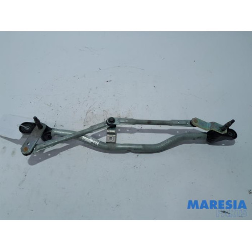 Alfa Romeo - Giulietta - Wiper mechanism