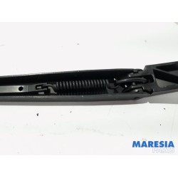 Alfa Romeo - Giulietta - Front wiper arm