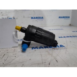Alfa Romeo - Giulietta - Windscreen washer pump