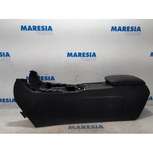Peugeot - 308 - Middle console