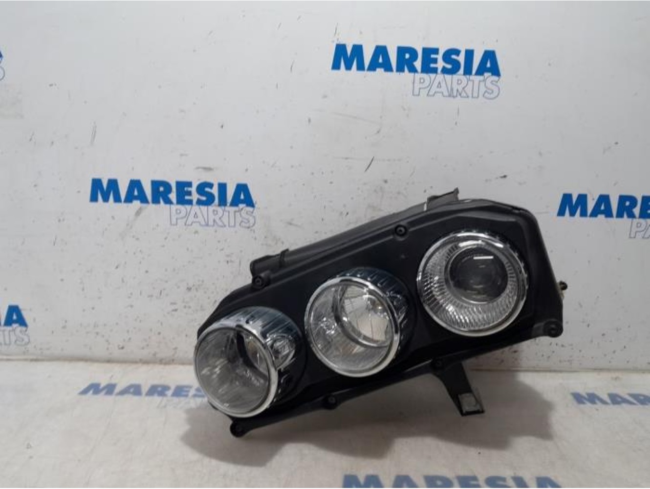 Alfa Romeo - 159 - Koplamp links