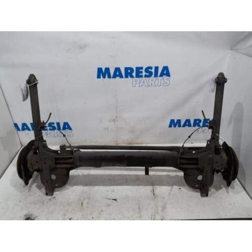 Opel - Vivaro - Rear-wheel drive axle