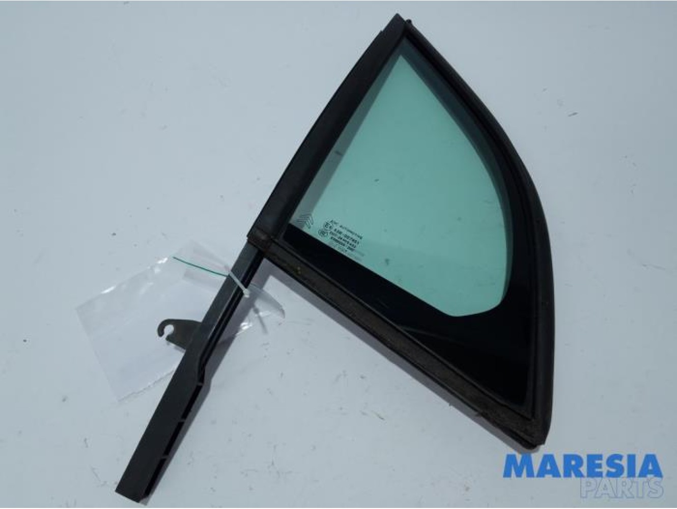 Citroen - DS3 - Vitre triangulaire avant droite