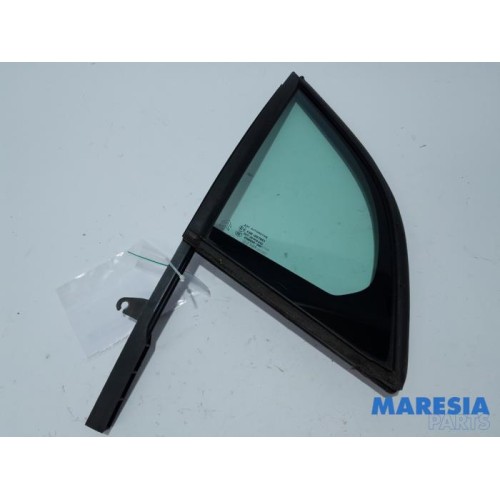 Citroen - DS3 - Quarter light, front right