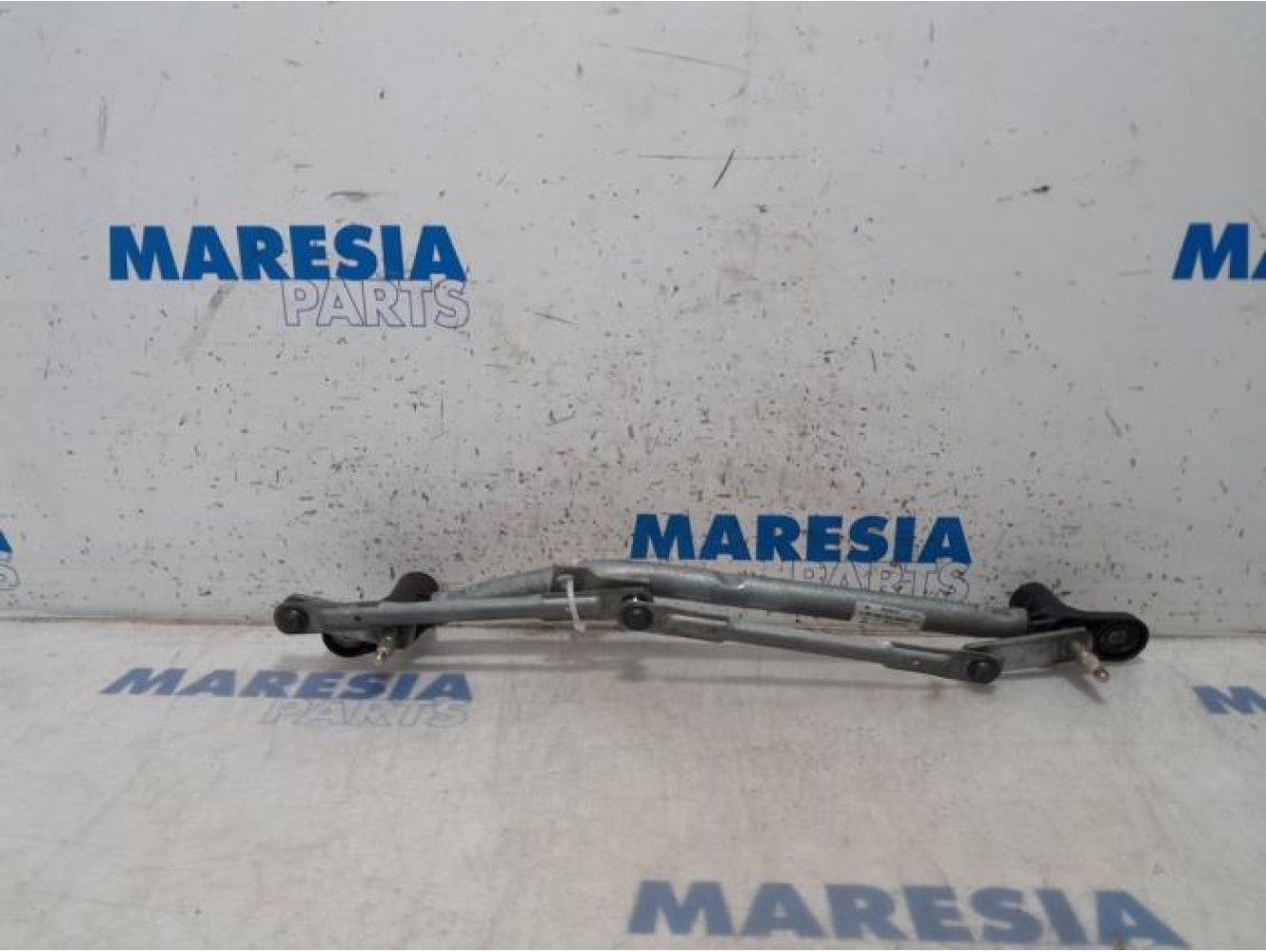 Alfa Romeo - 159 - Wiper mechanism