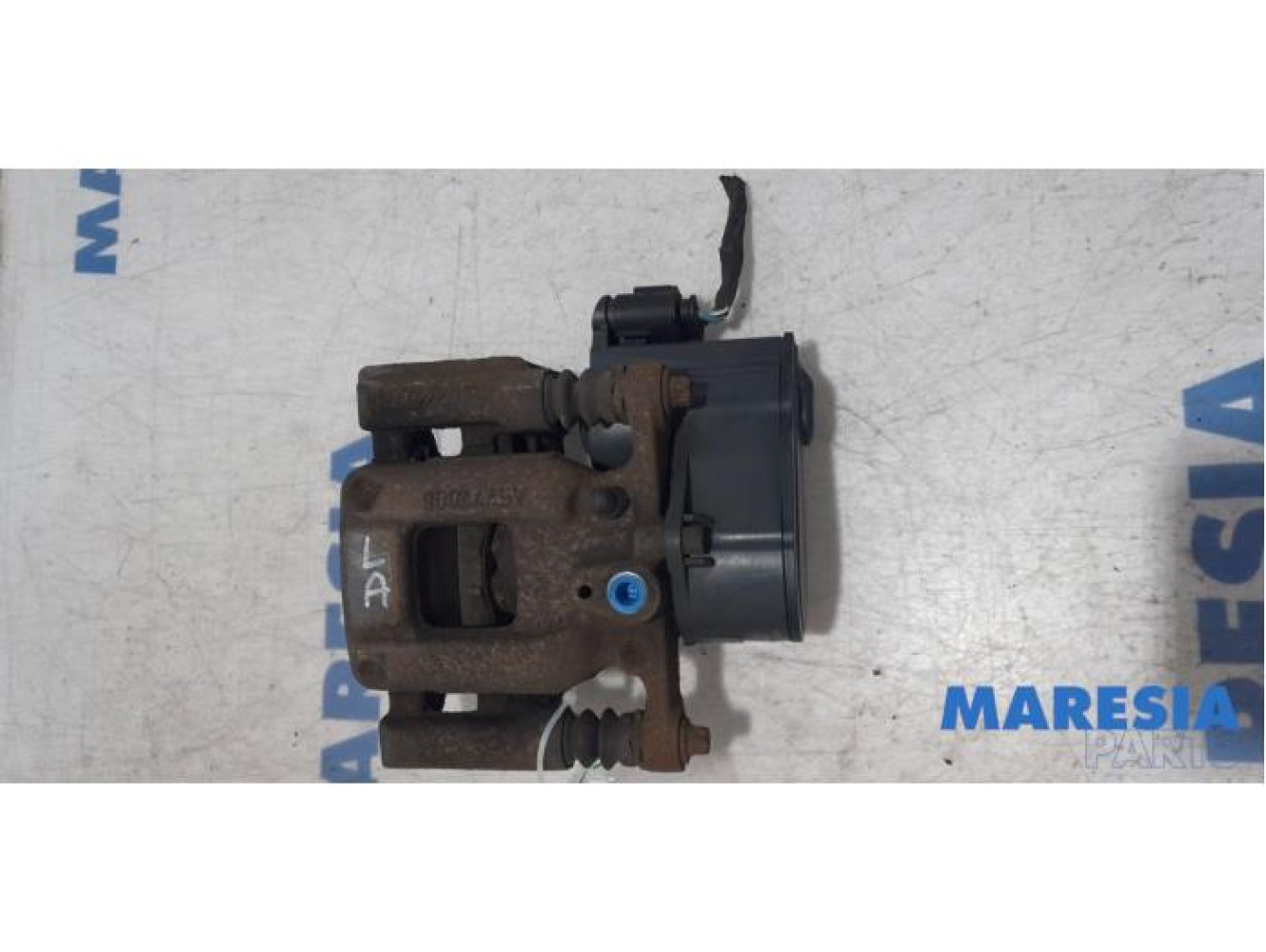 Peugeot - 308 - Bremszange links hinten