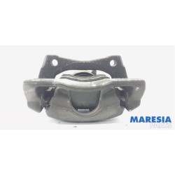 Renault - ZOE - Front brake calliper, left