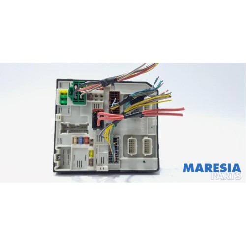 Renault - ZOE - Fuse box