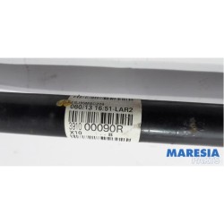 Renault - ZOE - Front drive shaft, right