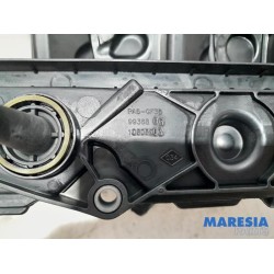 Renault - Trafic - Ventildeckel