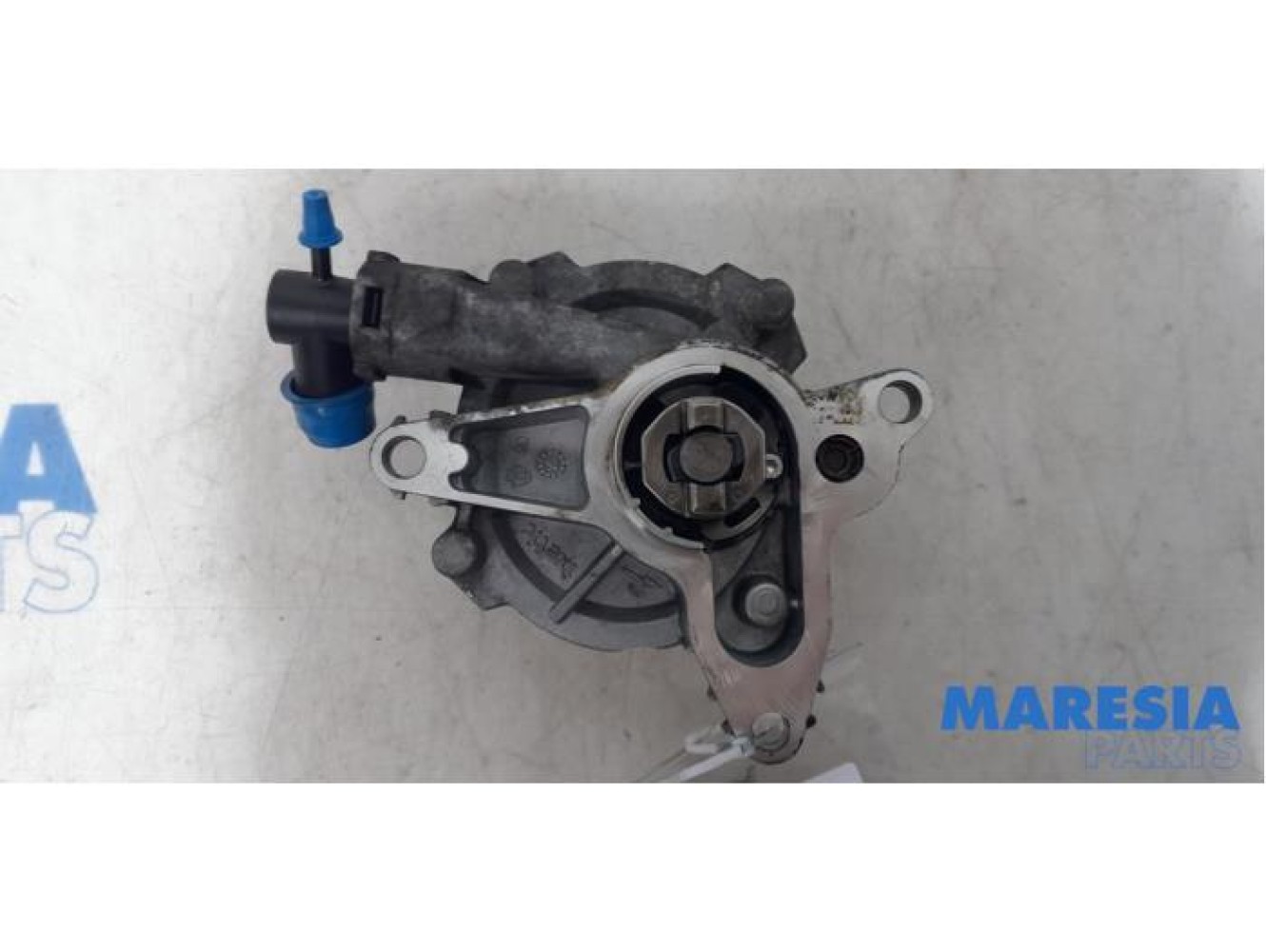 Renault - Trafic - Vacuum pump (diesel)