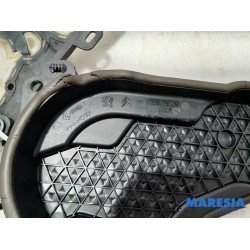 Peugeot - 508 - Couvercle de distribution