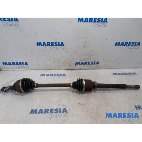 Opel - Vivaro - Front drive shaft, right