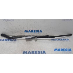 Opel - Vivaro - Front wiper arm