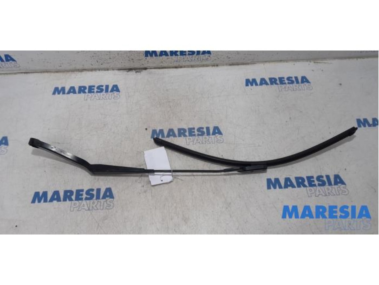 Opel - Vivaro - Front wiper arm
