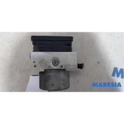 Opel - Vivaro - ABS Pumpe