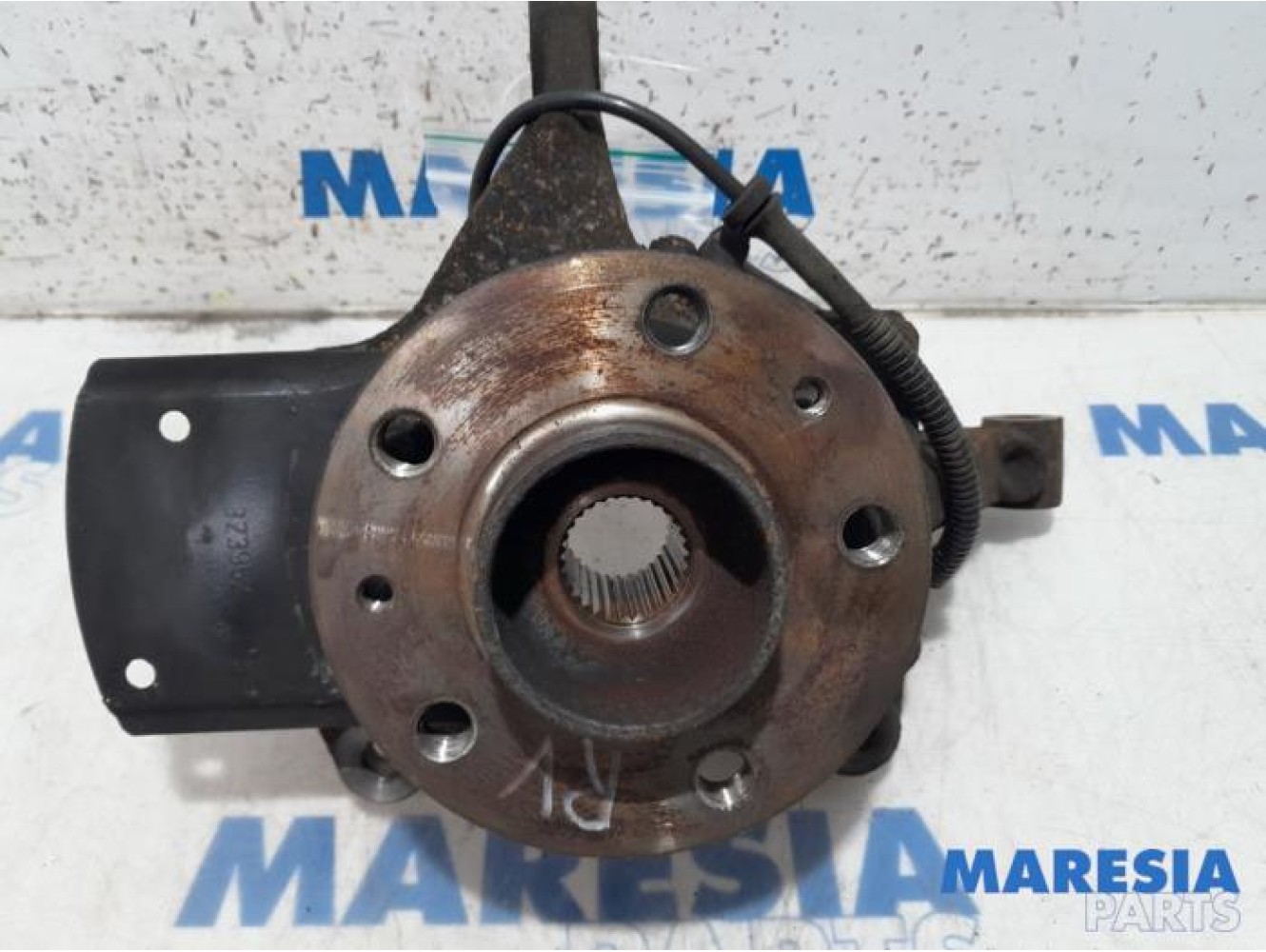 Opel - Vivaro - Knuckle, front right