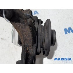 Opel - Vivaro - Knuckle, front right