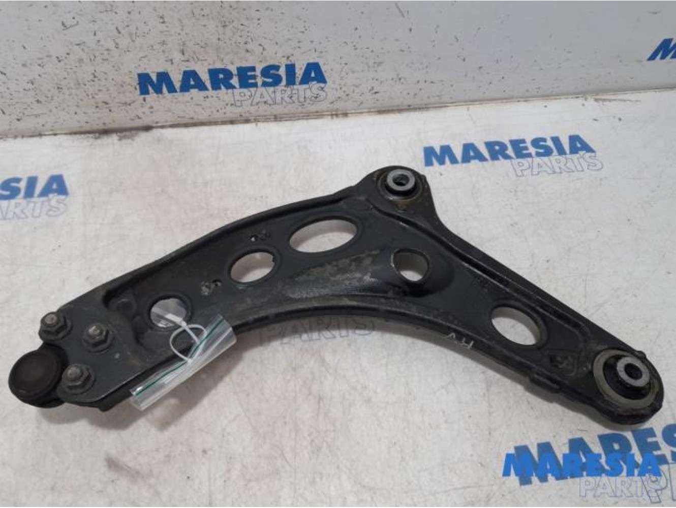 Opel - Vivaro - Front lower wishbone, right