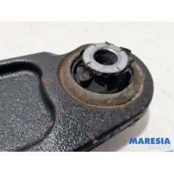 Opel - Vivaro - Front lower wishbone, right
