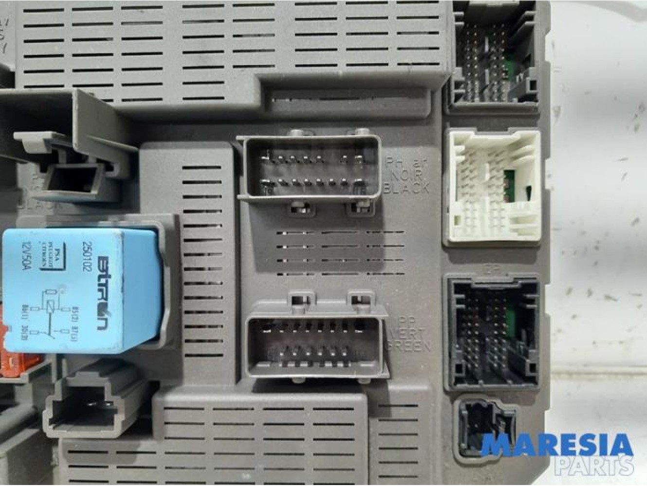 Citroen - C5 - Fuse box