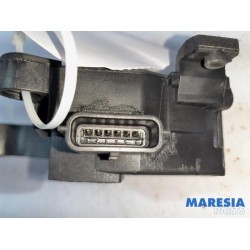 Opel - Vivaro - Gaspedaalpositie Sensor