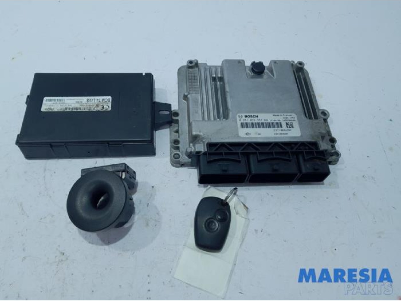 Opel - Vivaro - Engine management computer