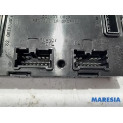 Opel - Vivaro - Engine management computer