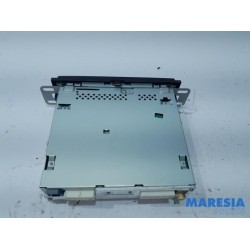 Opel - Vivaro - Radio
