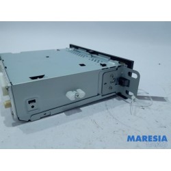 Opel - Vivaro - Radio