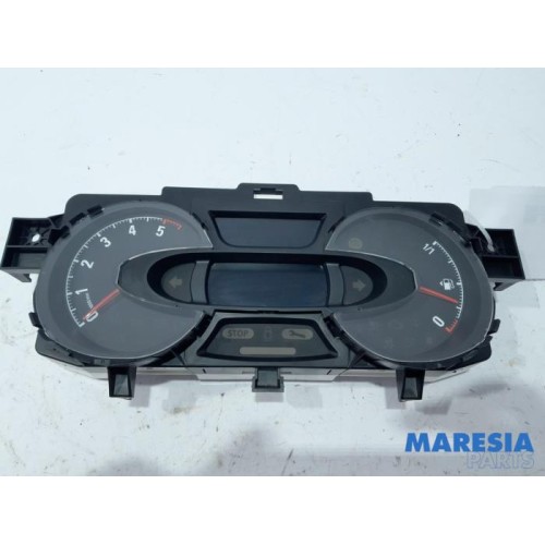 Opel - Vivaro - Instrument panel