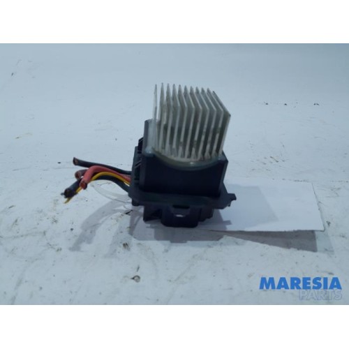 Opel - Vivaro - Heater resistor