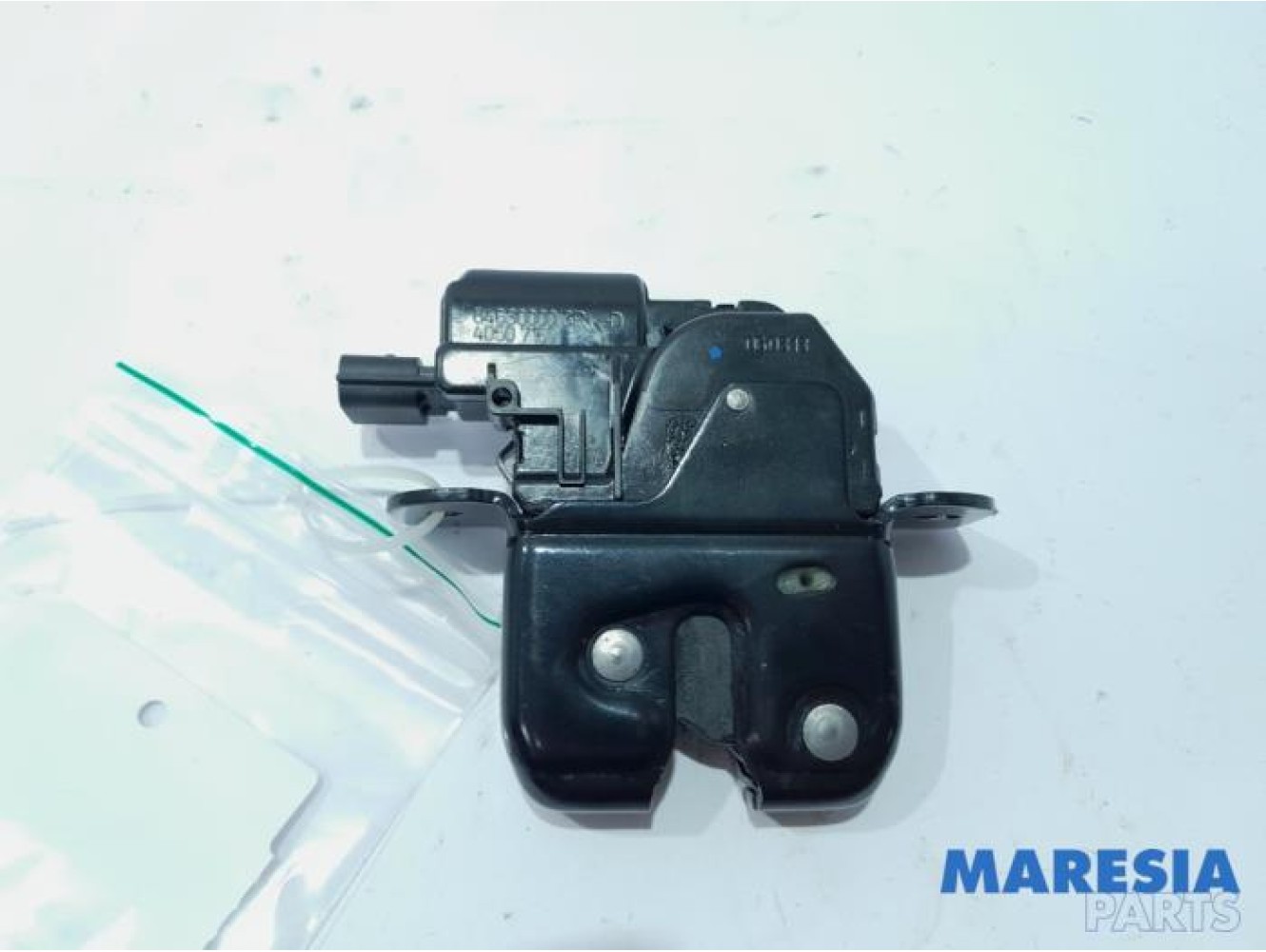 Renault - ZOE - Tailgate lock mechanism