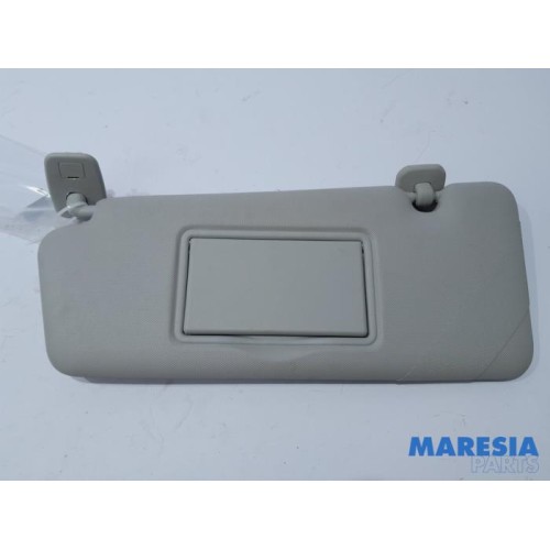 Renault - ZOE - Sun visor