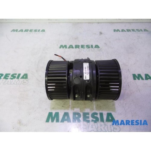 Renault - Megane - Heating and ventilation fan motor